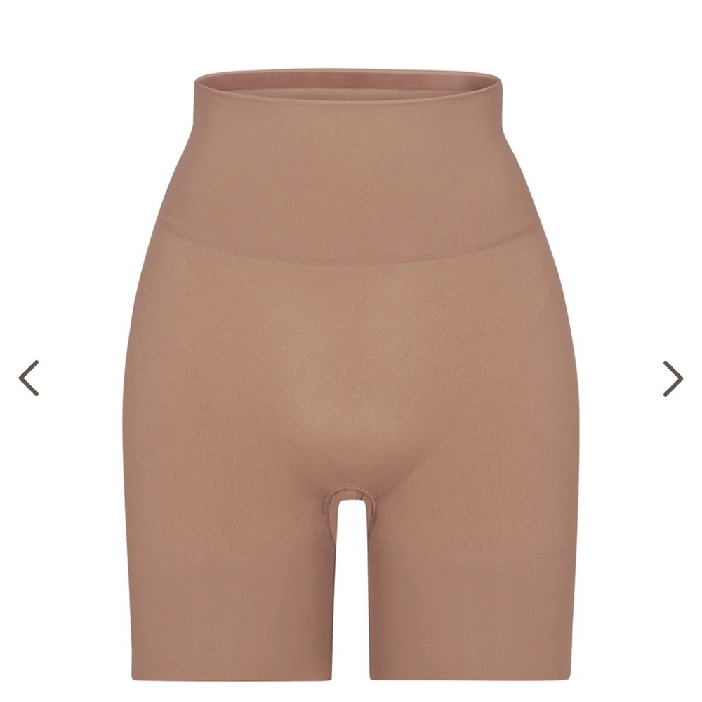 SKIMS Seamless Sculpt Butt Lifting Shorts